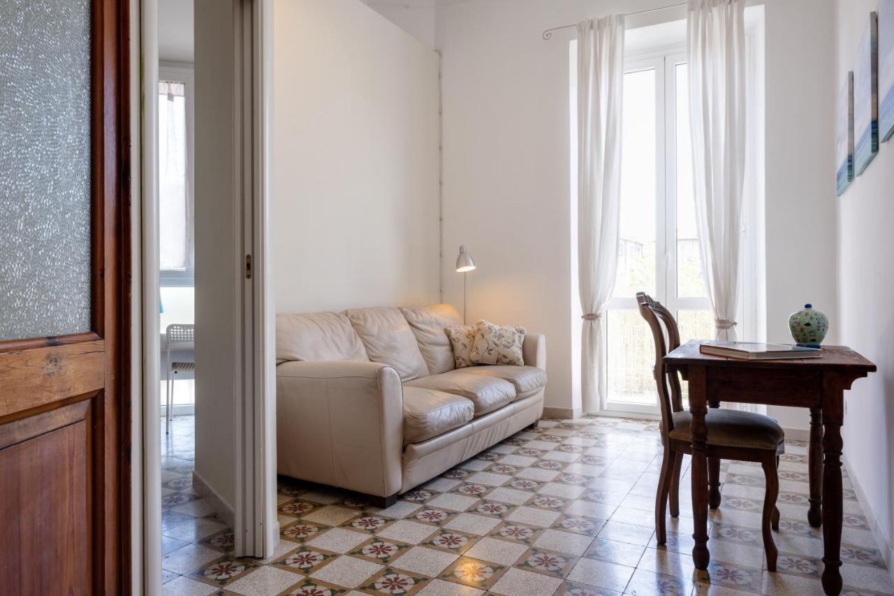 Piazza Concordia Apartment With Balcony Специя Экстерьер фото